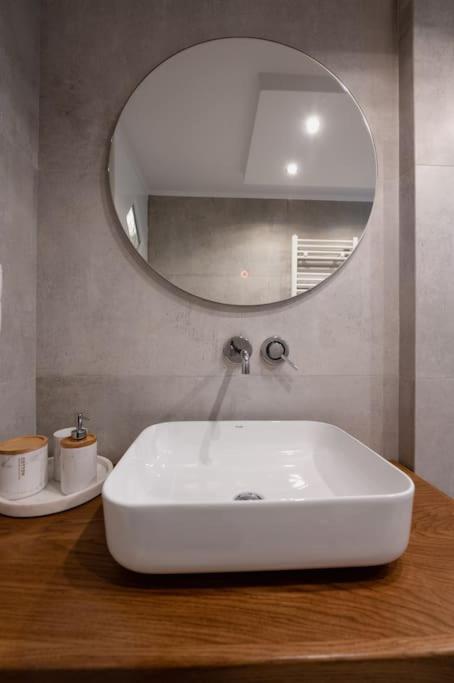 Nima'S House, Traditional Flat With Lake View Aitoliko Exteriér fotografie